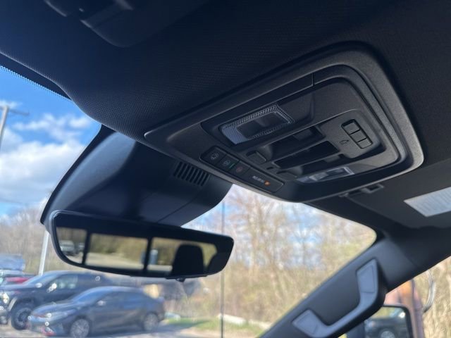 Used 2024 GMC Sierra 3500 Denali w/ Denali Reserve Package image 14