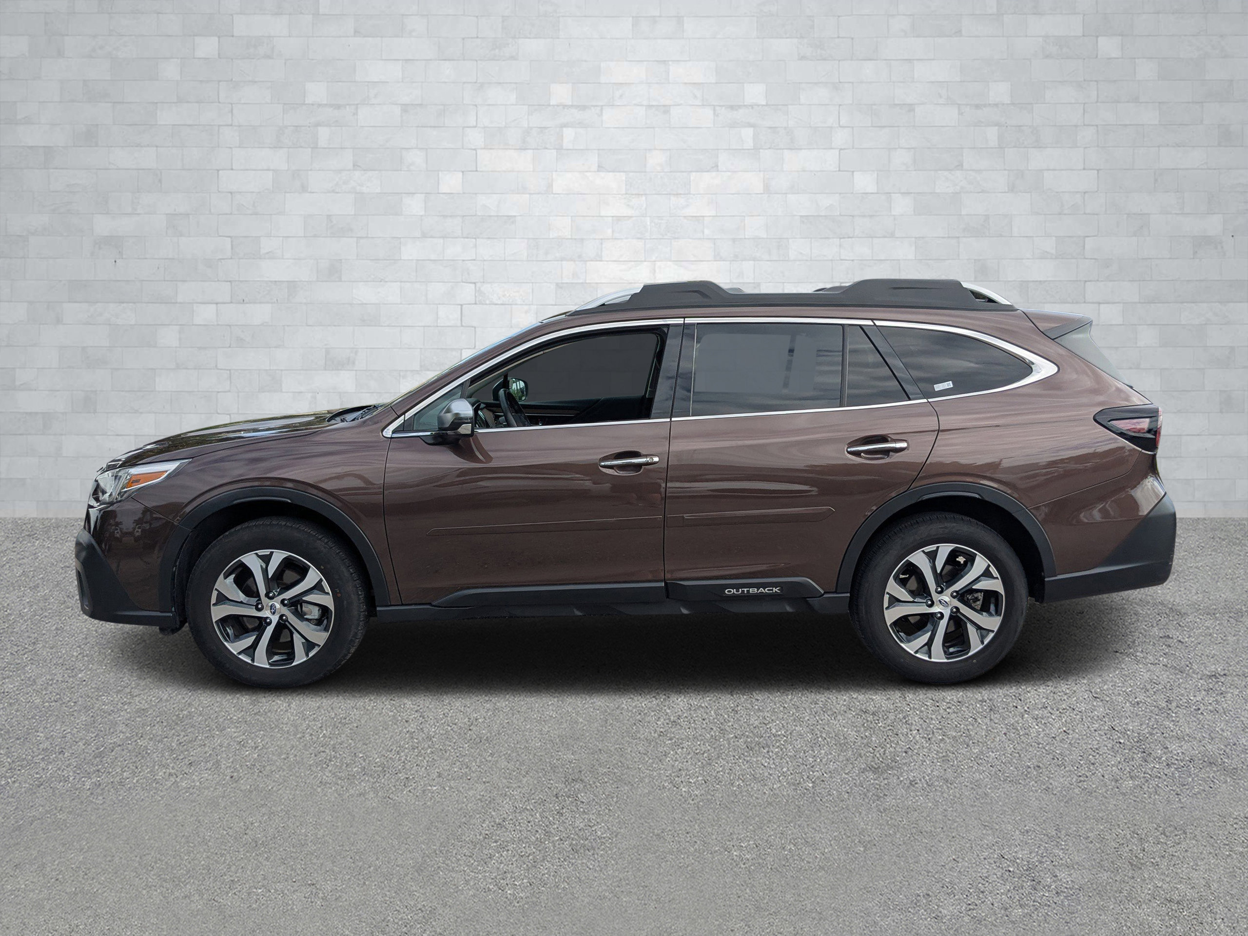 Used 2022 Subaru Outback Touring image 8