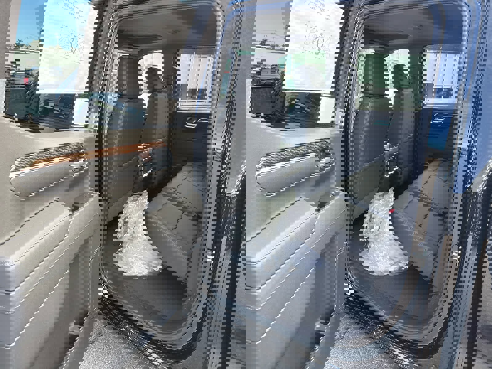 New 2026 GMC Sierra 1500 Elevation w/ Elevation Premium Package AWD/4WD image 13