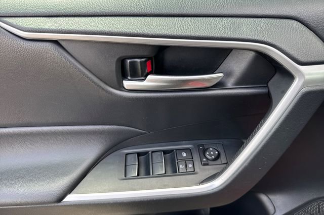 Used 2023 Toyota RAV4 XLE FWD image 11