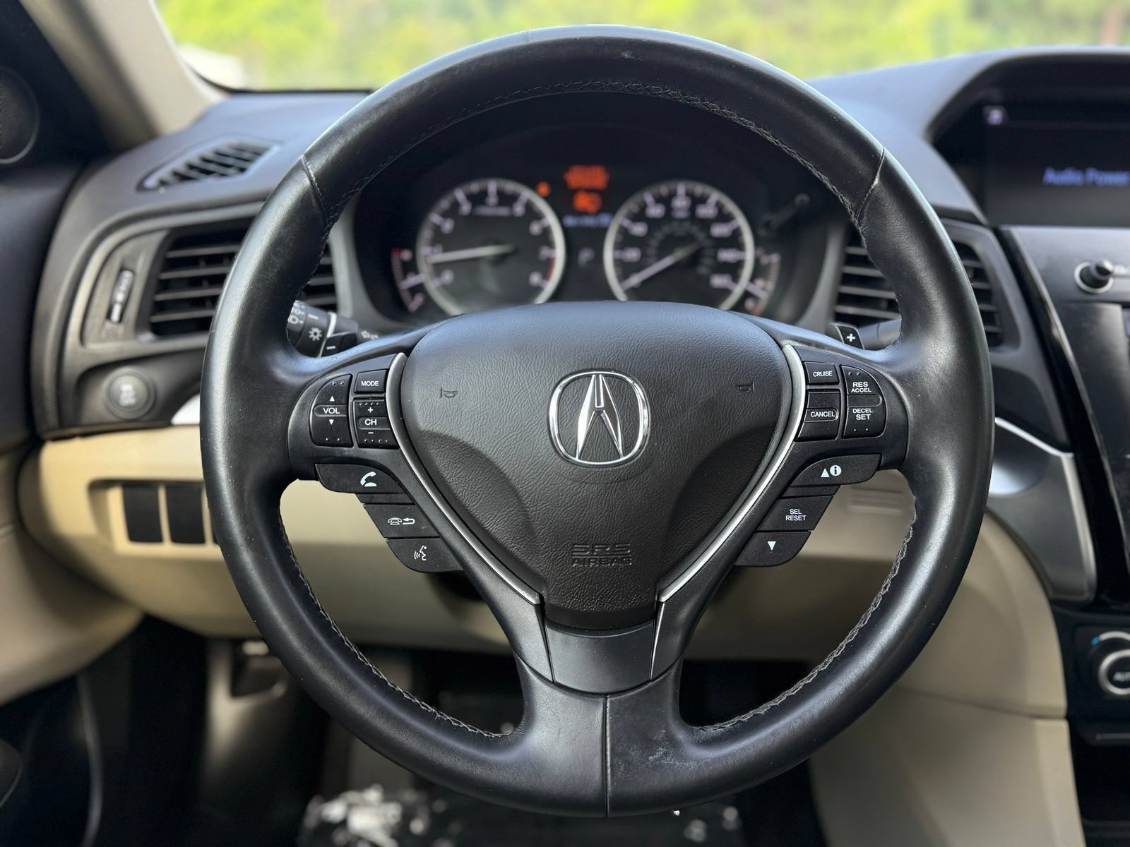 Used 2017 Acura ILX FWD image 25