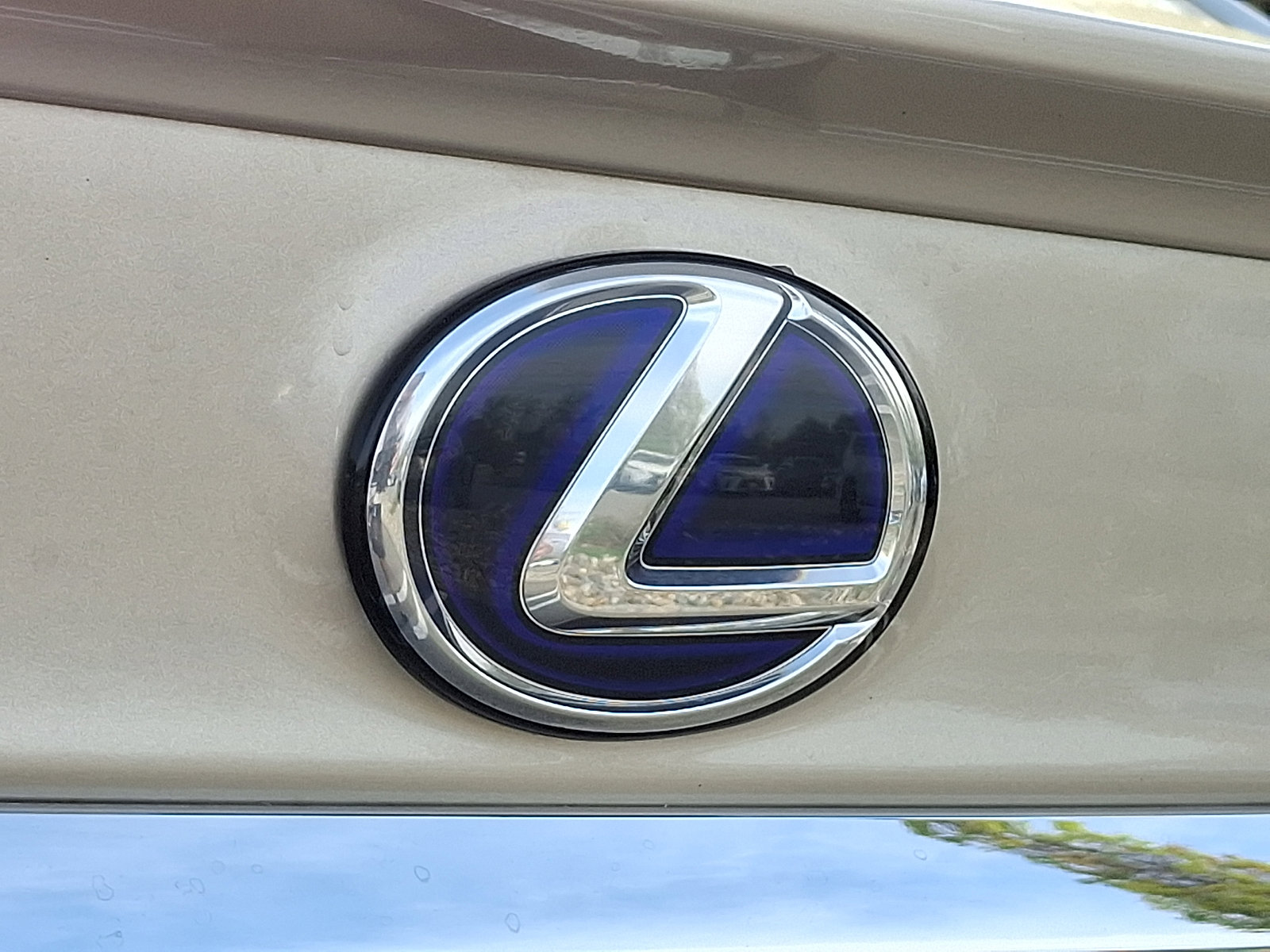 Used 2013 Lexus ES 300h w/ Luxury Pkg FWD image 29