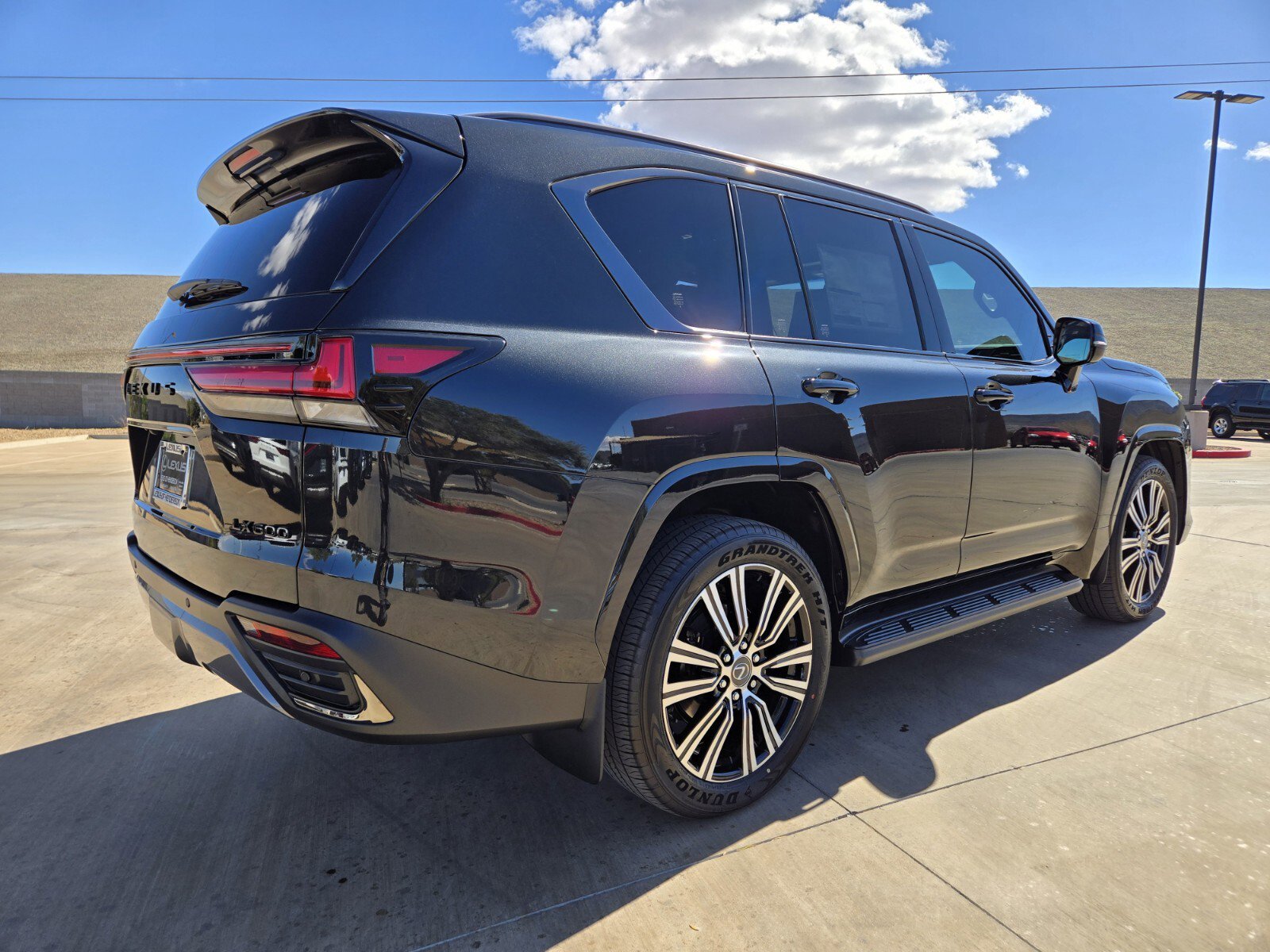 New 2026 Lexus LX 600 4WD w/ Luxury Package image 3