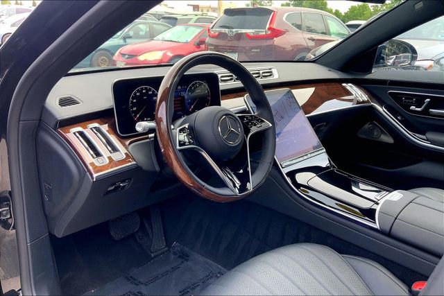 Used 2026 Mercedes-Benz S 500 4MATIC image 14