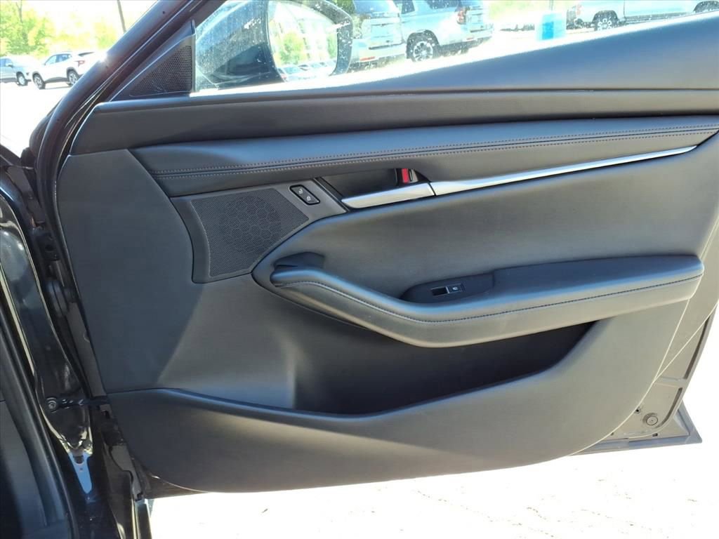 Used 2024 MAZDA MAZDA3 s FWD image 25