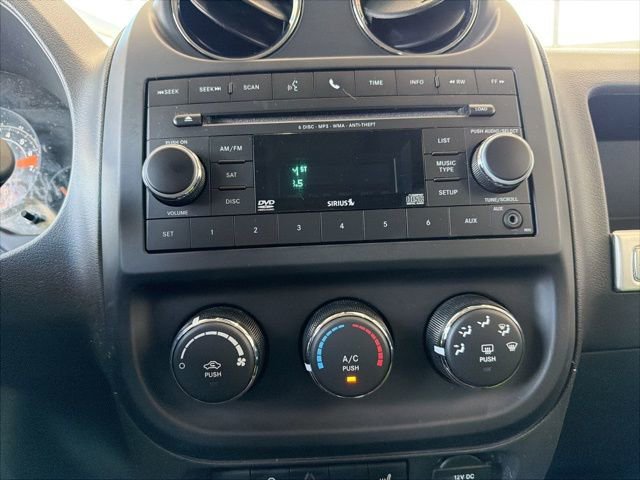 Used 2015 Jeep Compass Sport w/ Power Value Group FWD image 17