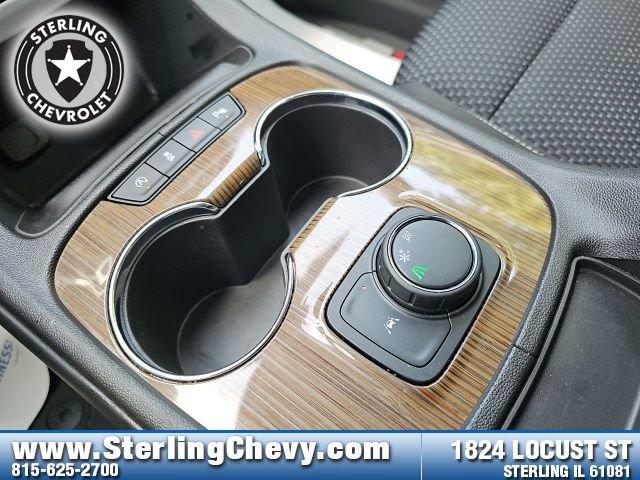 Used 2023 GMC Acadia SLE w/ LPO, Floor Liner Package image 15