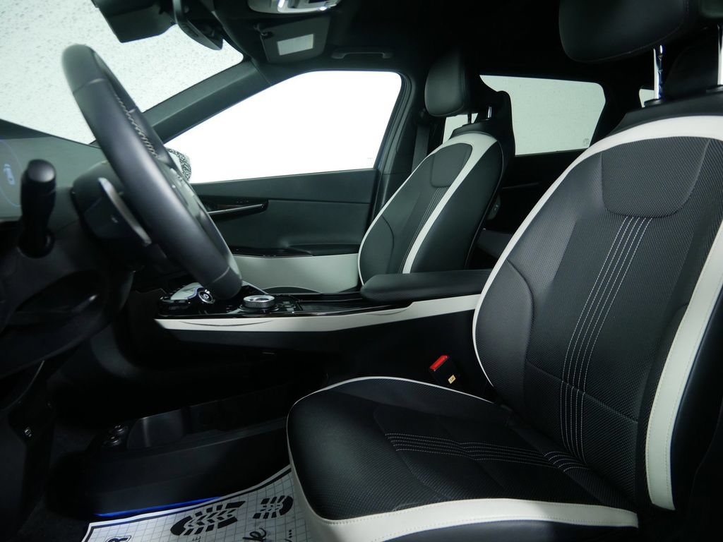 Certified 2024 Kia EV6 GT-Line AWD/4WD image 17