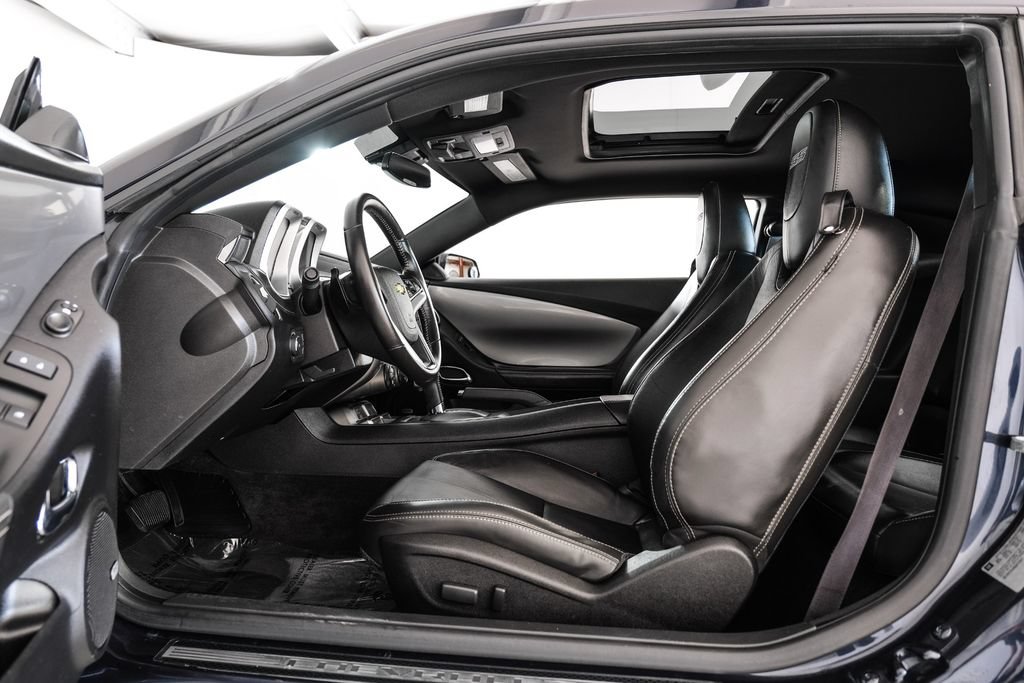 Used 2014 Chevrolet Camaro SS w/ RS Package RWD image 3