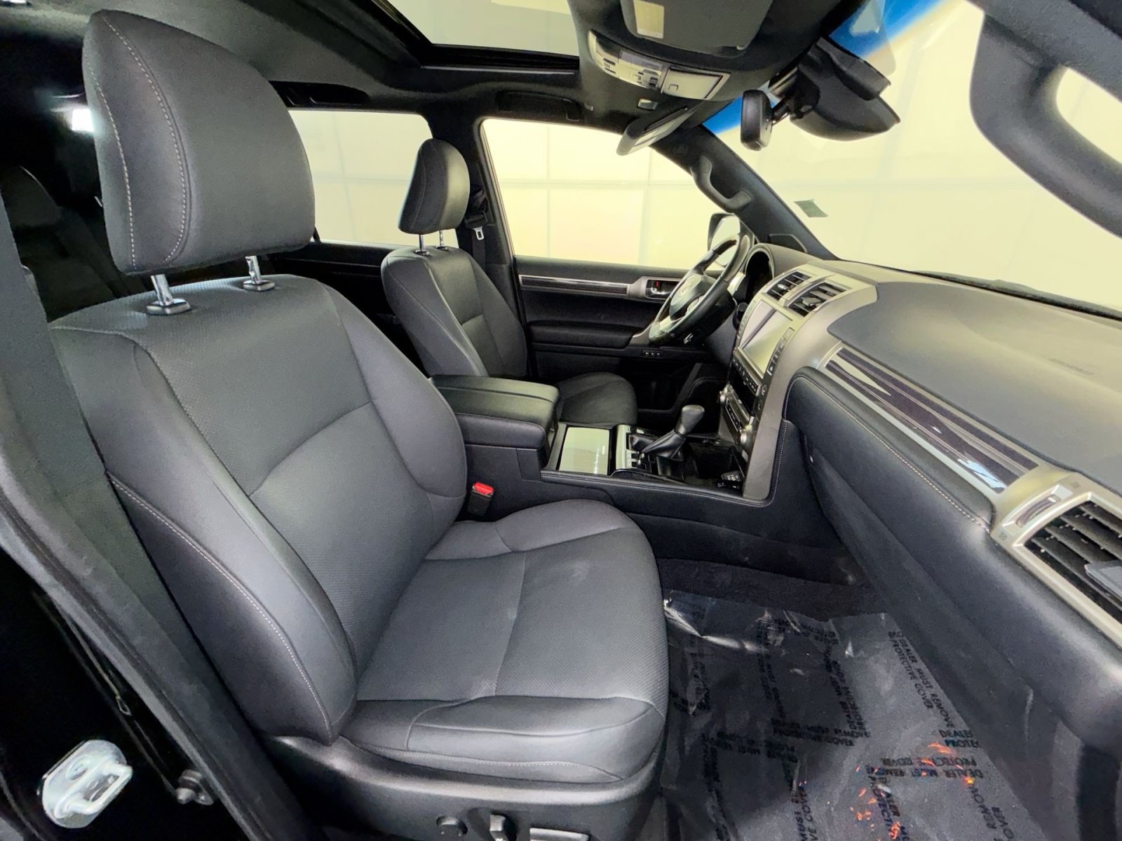 Used 2020 Lexus GX 460 Premium w/ Premium Package AWD/4WD image 27