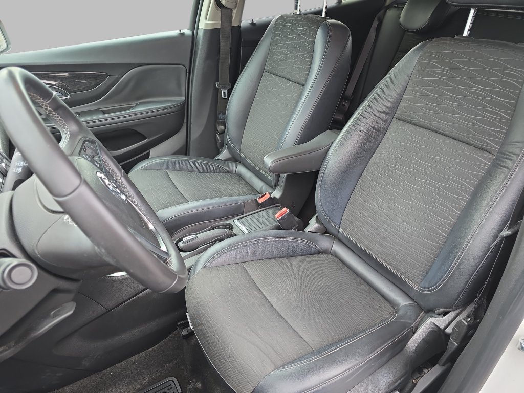 Used 2016 Buick Encore Convenience FWD image 15