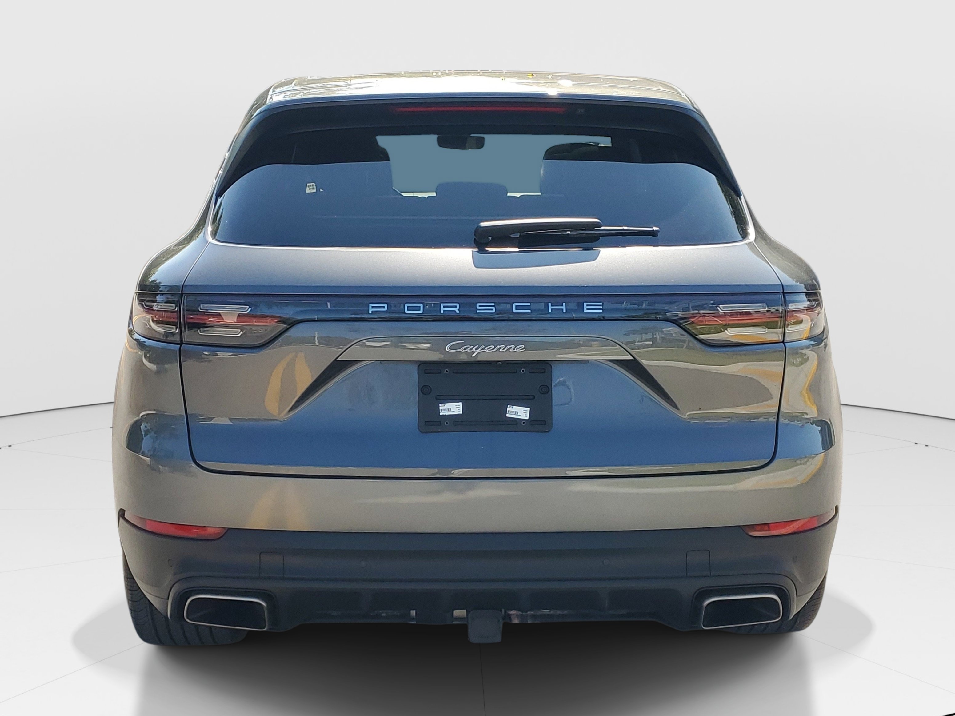 Used 2023 Porsche Cayenne AWD/4WD image 6