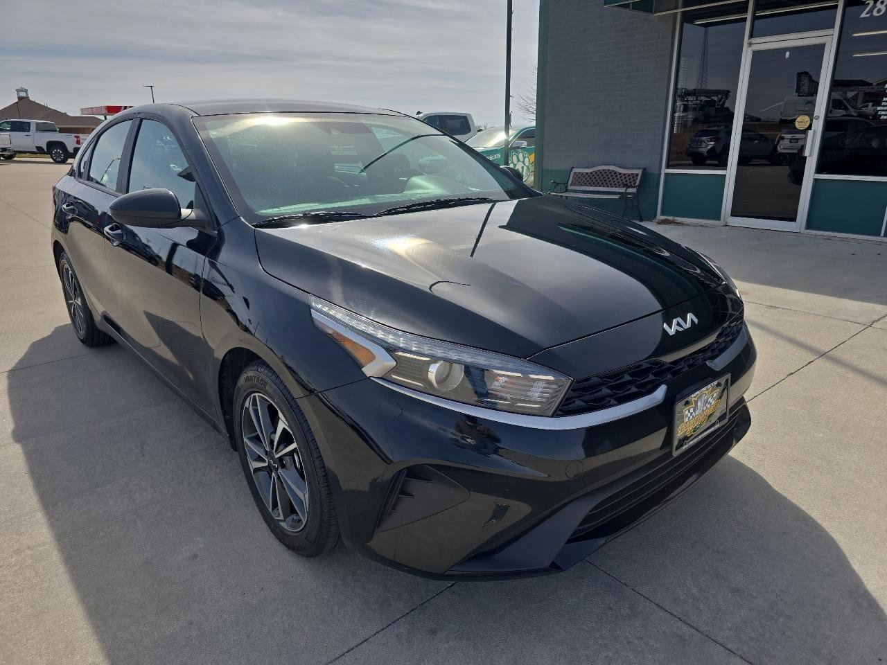 Used 2024 Kia Forte LXS image 7