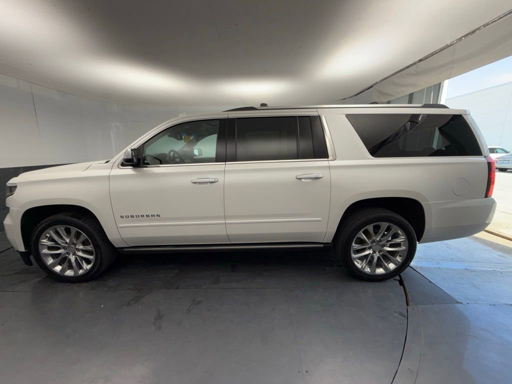 Used 2019 Chevrolet Suburban Premier w/ Premier Plus Edition AWD/4WD image 10