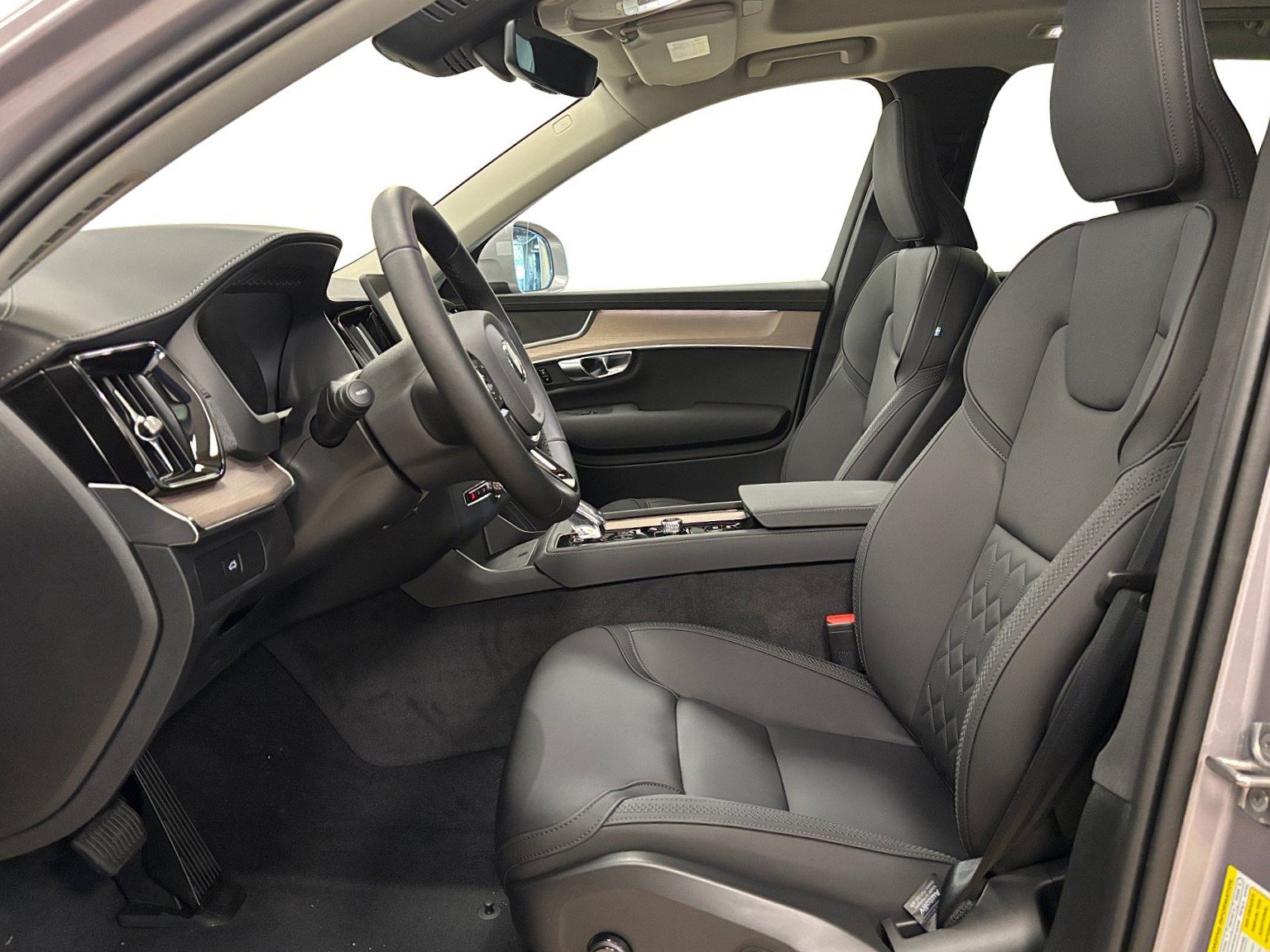 New 2026 Volvo XC90 B5 Core AWD/4WD image 12