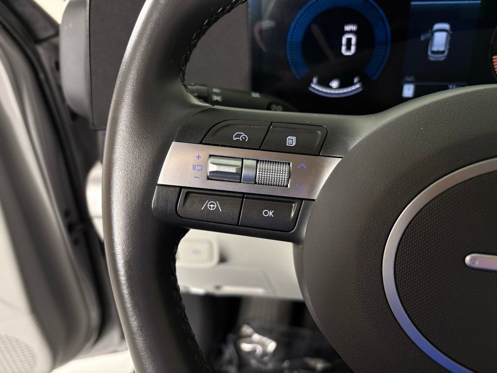 Used 2025 Hyundai Kona SEL image 20
