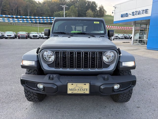 Used 2025 Jeep Gladiator Sport AWD/4WD image 12