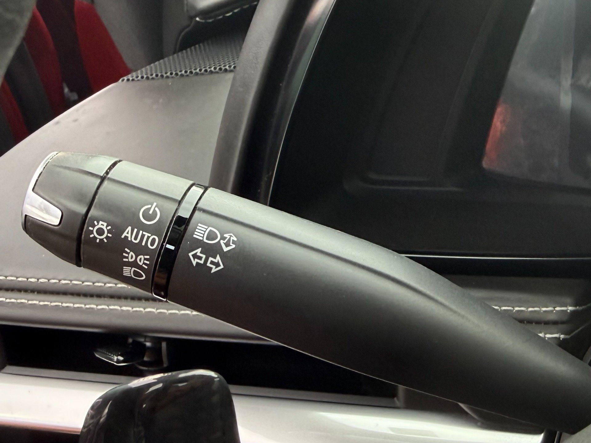Used 2024 Chevrolet Corvette Z06 RWD image 47