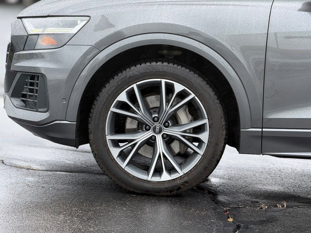 Used 2021 Audi Q8 Premium w/ Black Optic Package AWD/4WD image 8