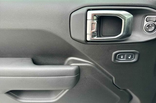 New 2026 Jeep Wrangler Unlimited Sport AWD/4WD image 8