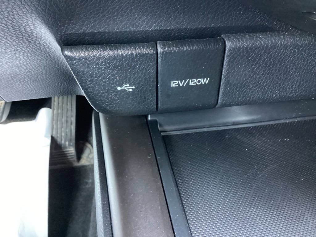 Used 2024 Toyota Camry SE FWD image 17
