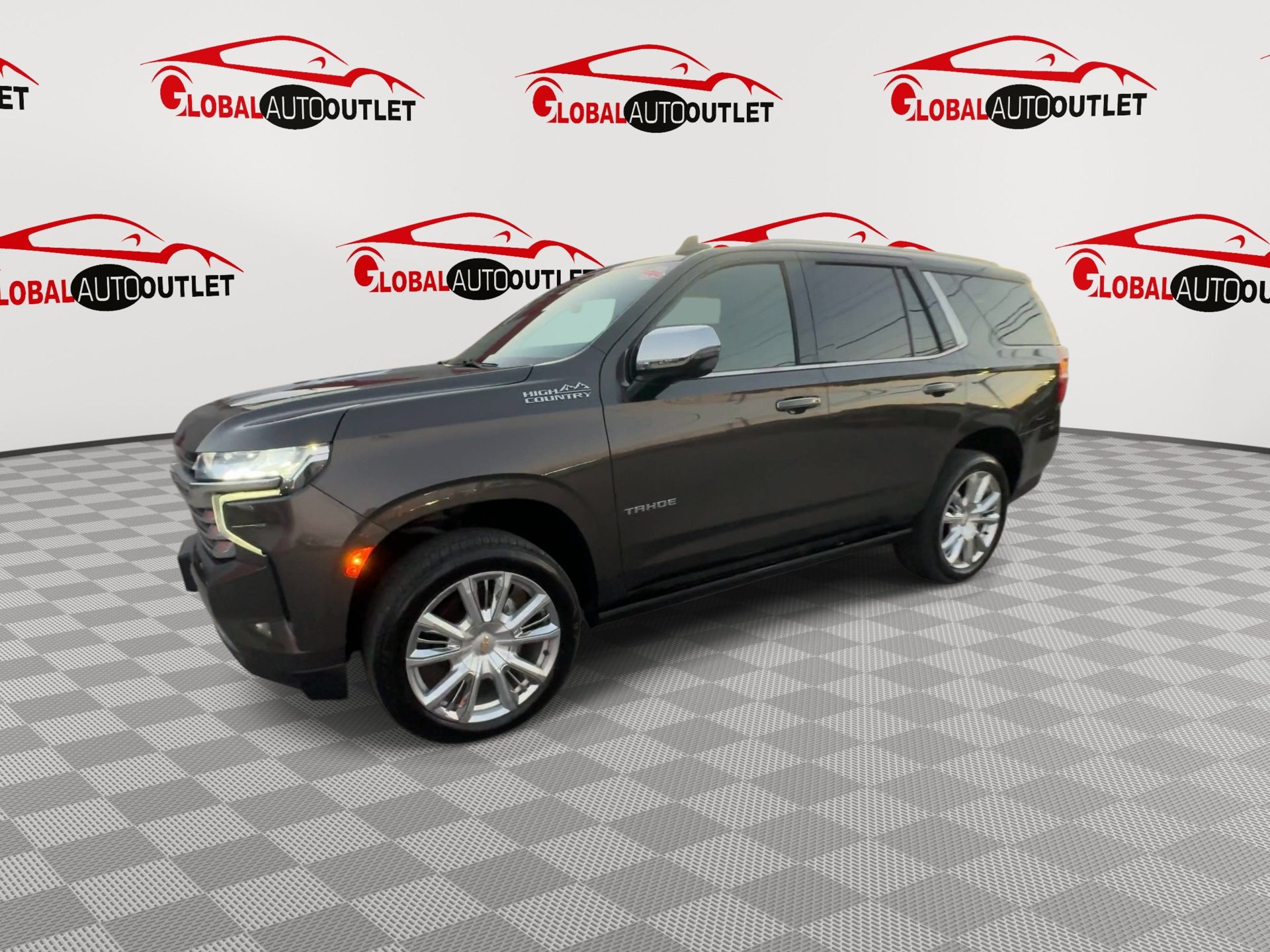 Used 2021 Chevrolet Tahoe High Country w/ Premium Package AWD/4WD image 4
