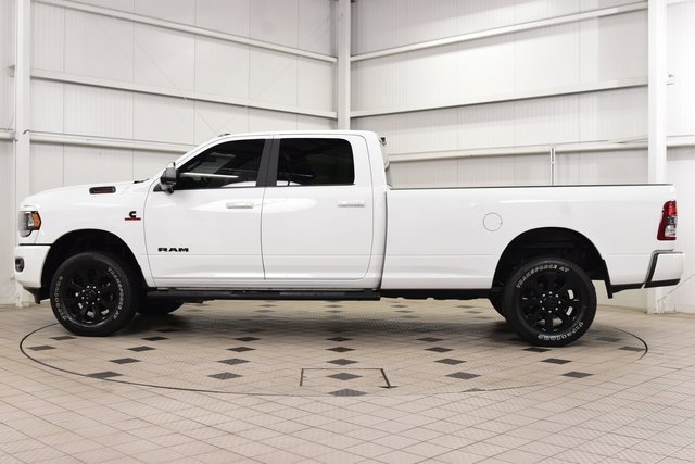 Used 2022 RAM 3500 Big Horn w/ Night Edition image 4