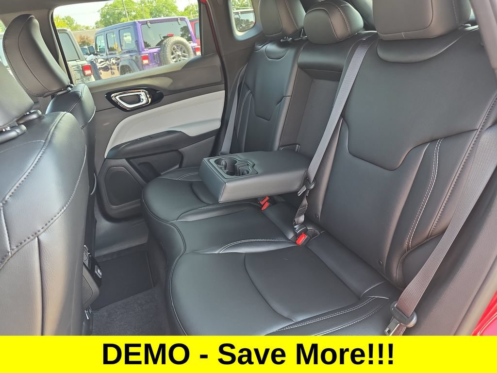 New 2026 Jeep Compass Limited AWD/4WD image 14