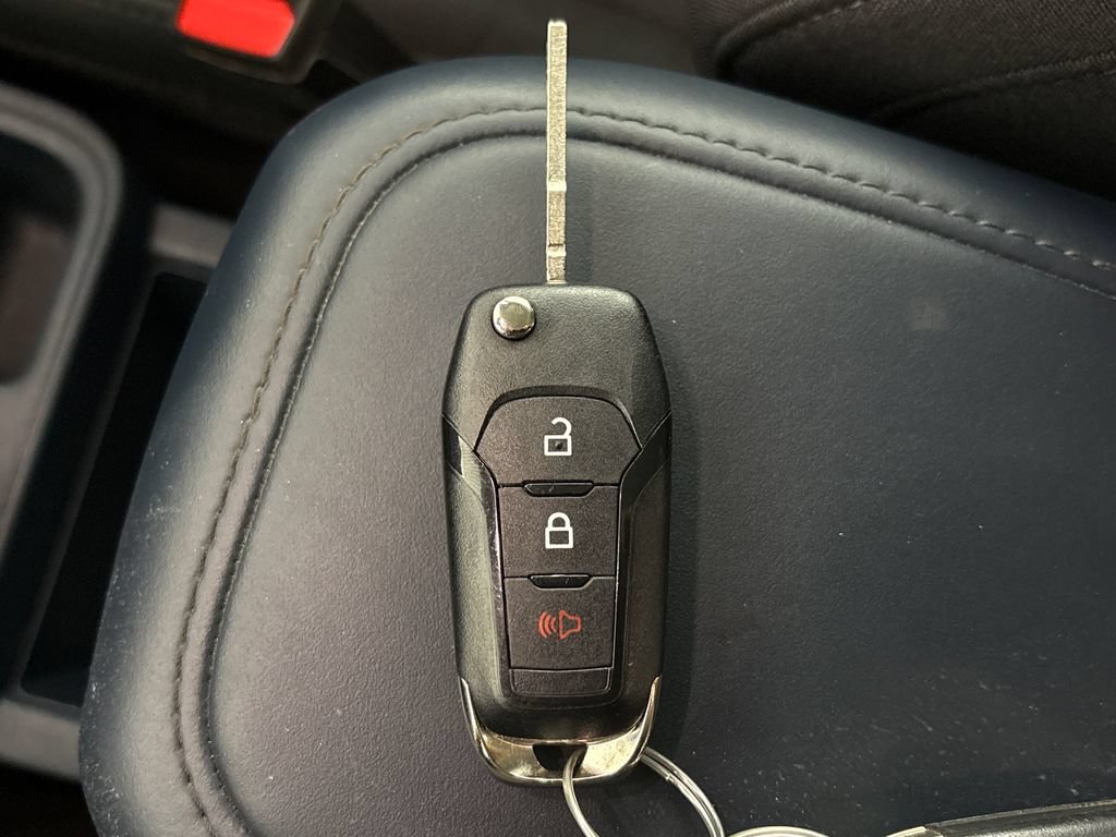 Certified 2025 Ford Maverick XL FWD image 32