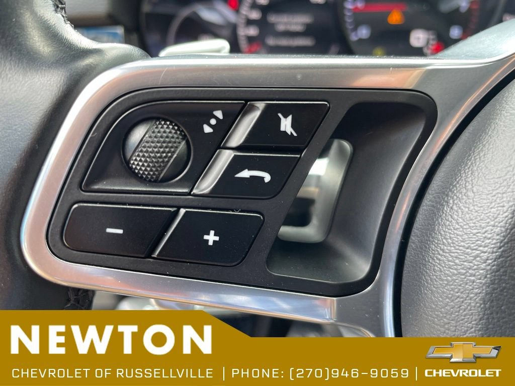 Used 2019 Porsche Cayenne AWD/4WD image 14