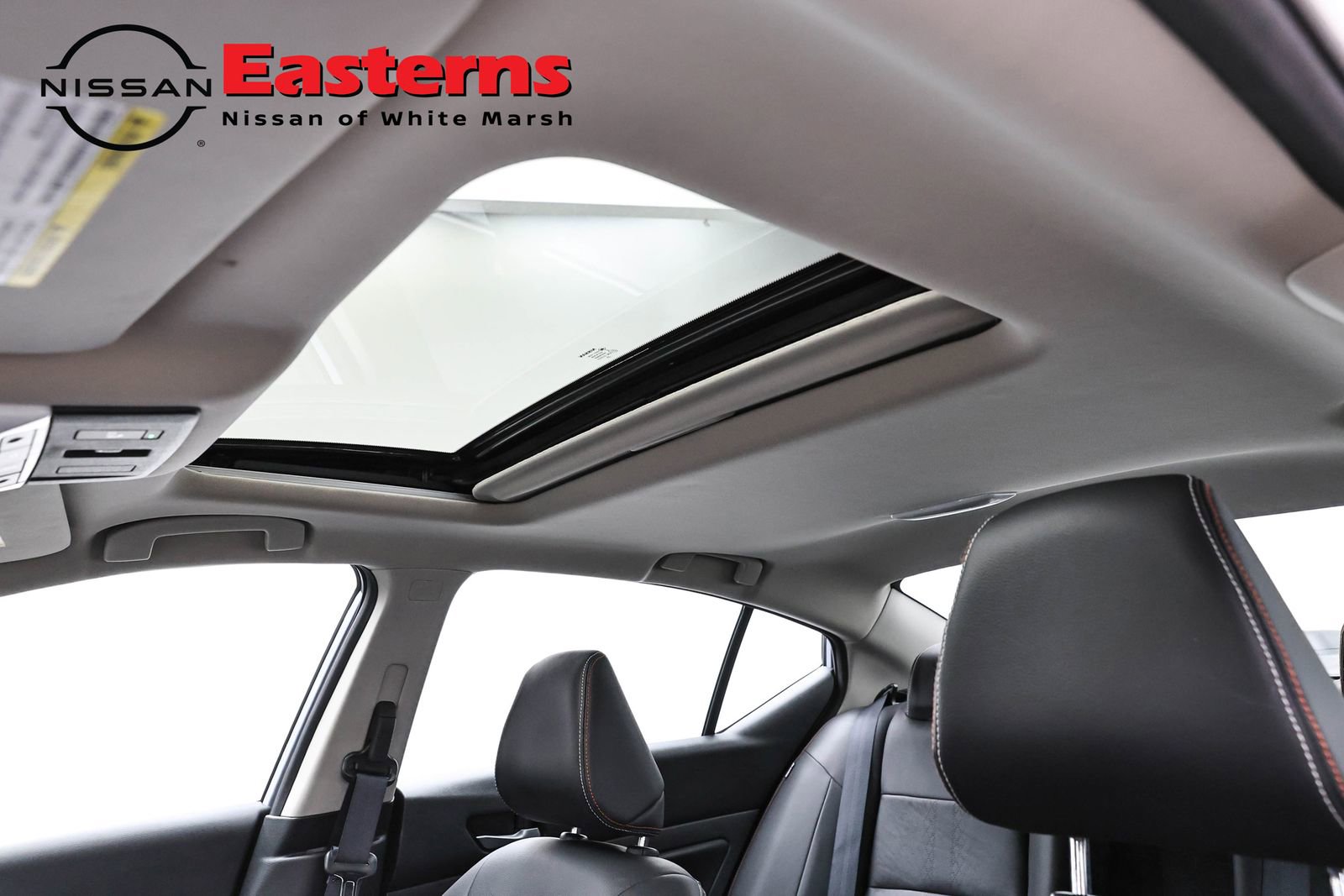 Used 2023 Nissan Altima 2.5 SR w/ SR Premium Package image 34