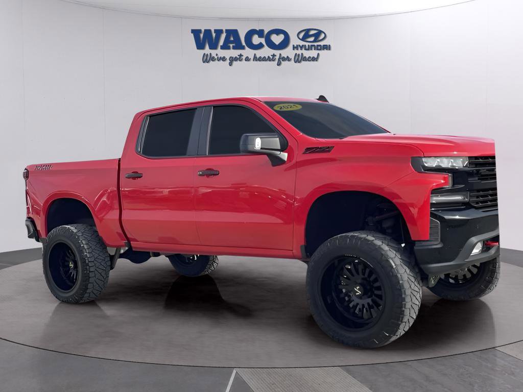 Used 2021 Chevrolet Silverado 1500 LT Trail Boss w/ Convenience Package II image 2