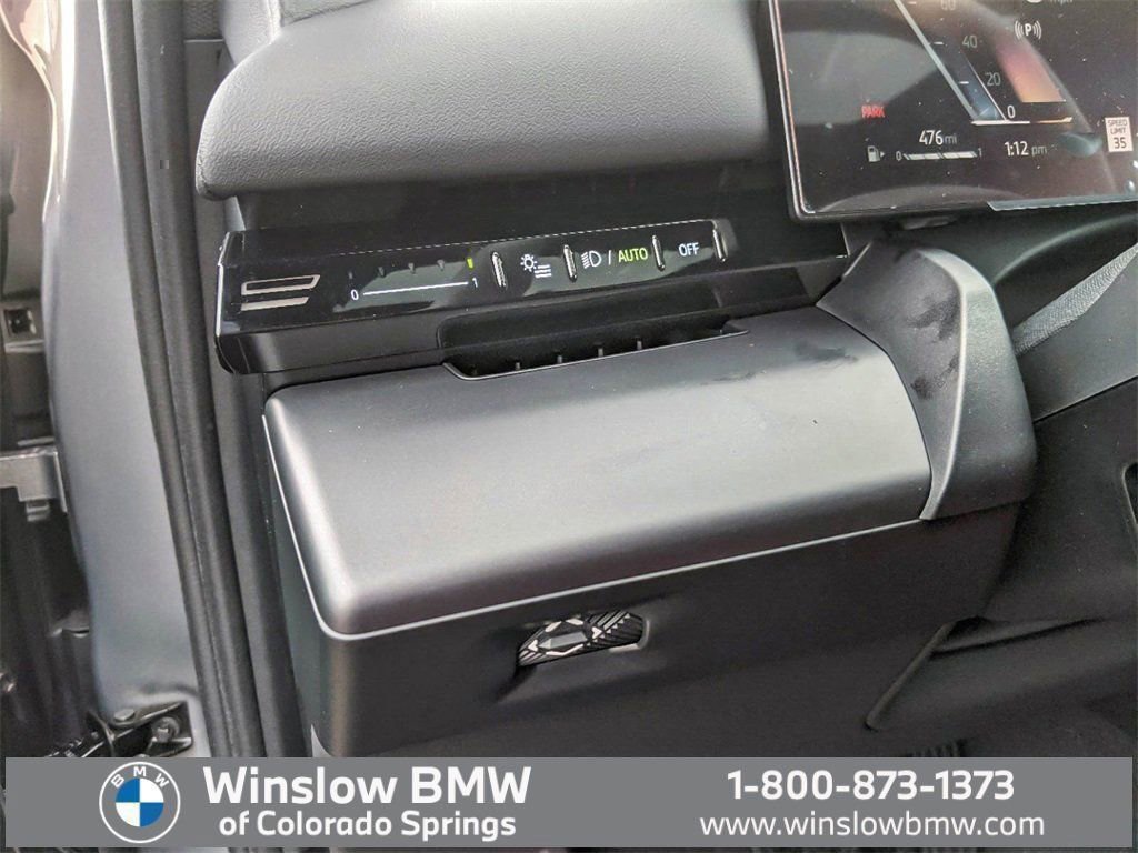 Used 2024 BMW 530i xDrive 530i xDrive w/ Premium Package image 29