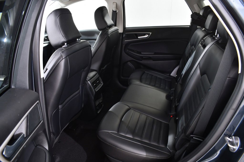 Used 2024 Ford Edge SEL w/ Convenience Package image 16