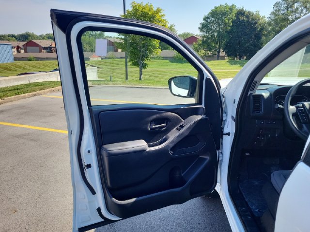 Used 2023 Nissan Frontier S w/ Technology Package AWD/4WD image 12