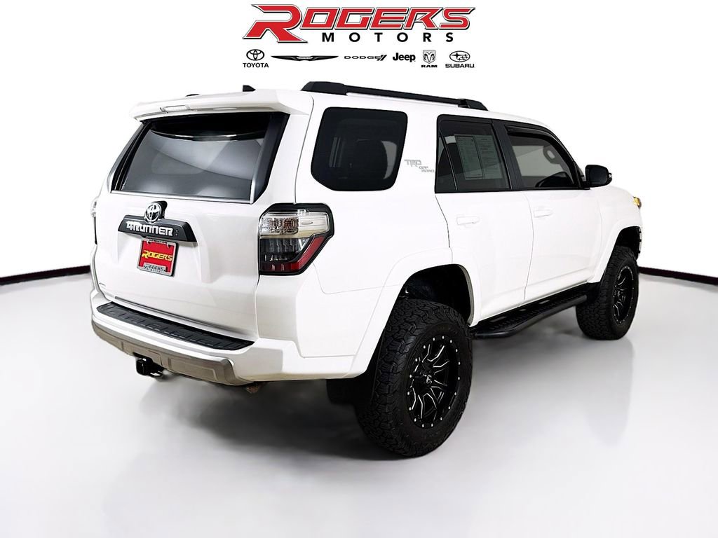 Certified 2020 Toyota 4Runner TRD Off-Road Premium AWD/4WD image 8