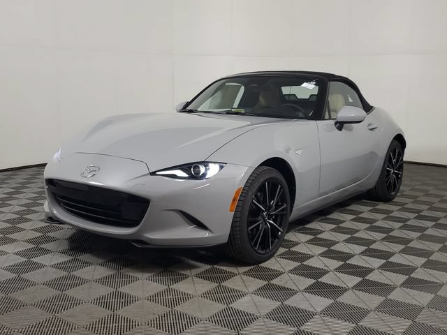 New 2026 MAZDA MX-5 Miata Grand Touring RWD image 1
