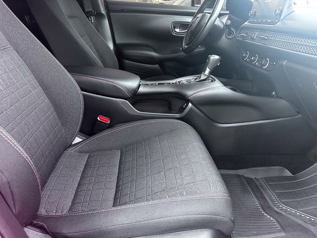 Used 2024 Honda HR-V Sport image 35