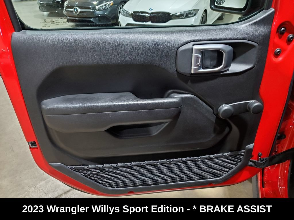 Used 2023 Jeep Wrangler Sport AWD/4WD image 8