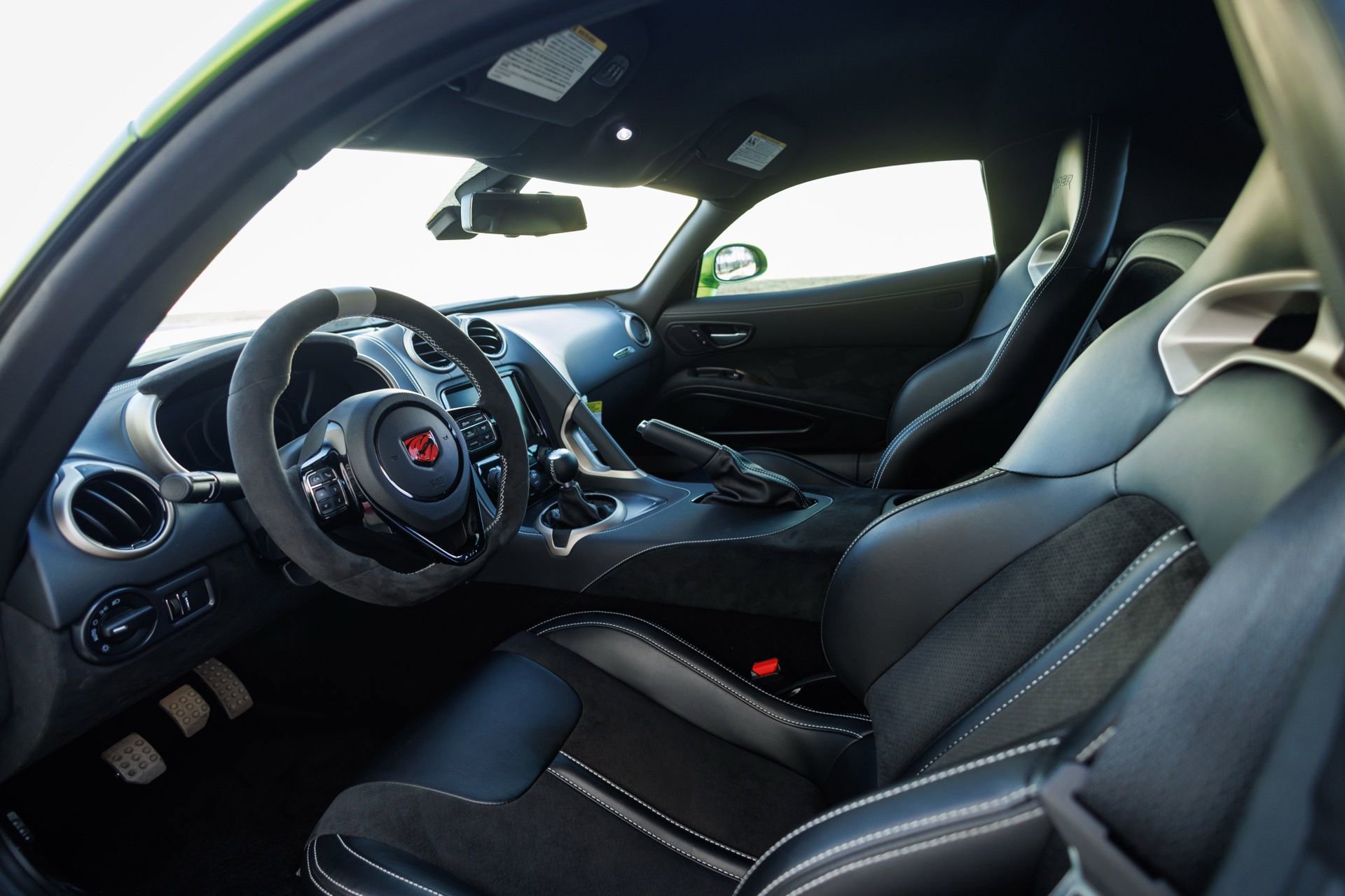 Used 2017 Dodge Viper GTC w/ ACR Package image 40