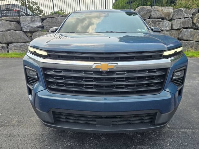 Used 2024 Chevrolet Traverse LS w/ LPO, Floor Liner Package FWD image 8