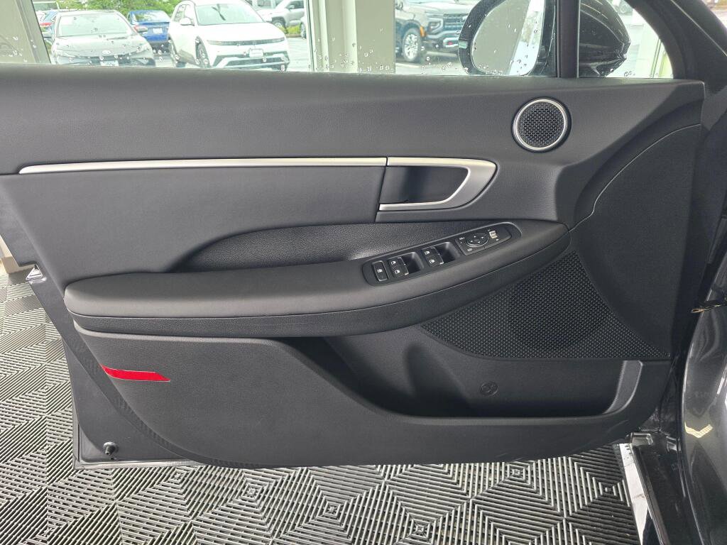 New 2026 Hyundai Sonata SEL FWD image 29