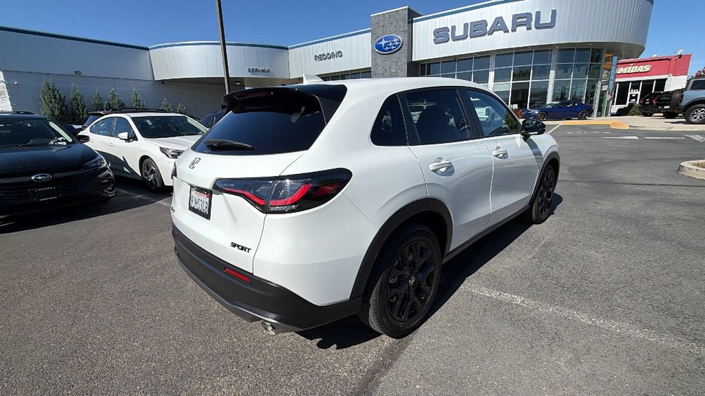 Used 2024 Honda HR-V Sport image 4
