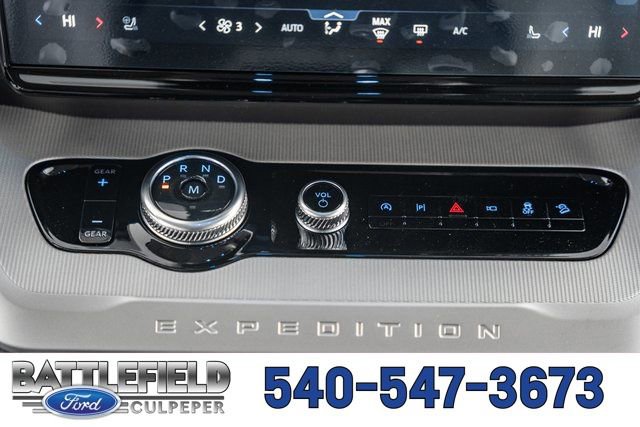 New 2026 Ford Expedition Active image 28