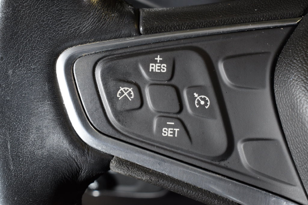 Used 2018 Chevrolet Equinox LT AWD/4WD image 20