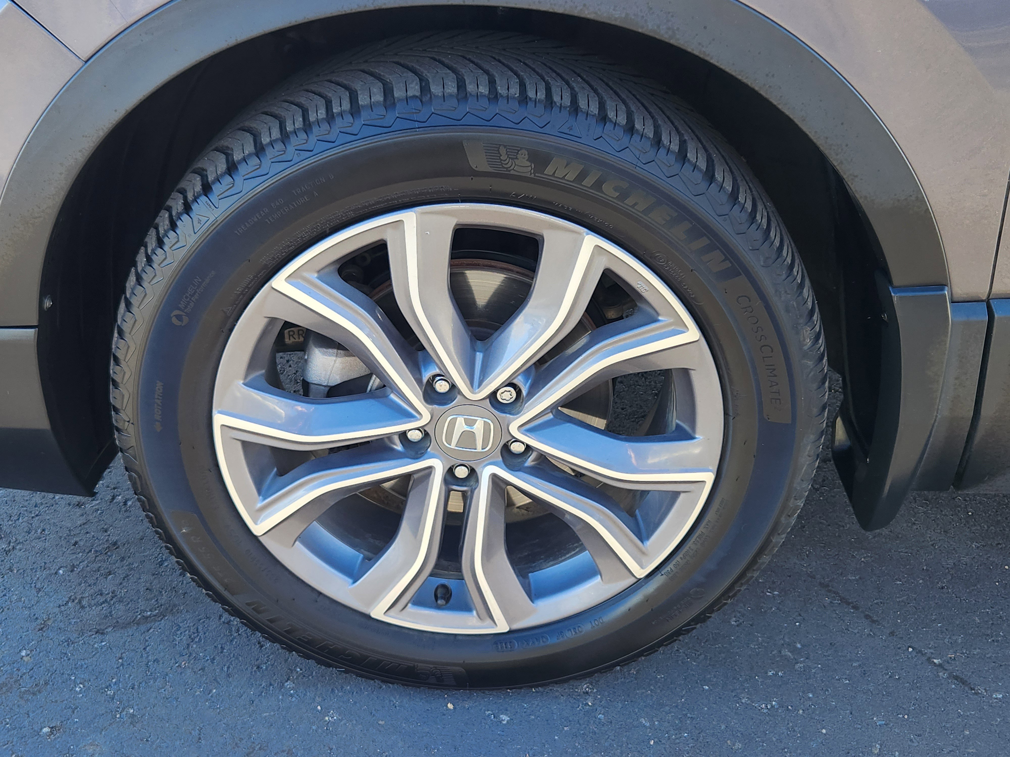 Used 2020 Honda CR-V Touring image 22