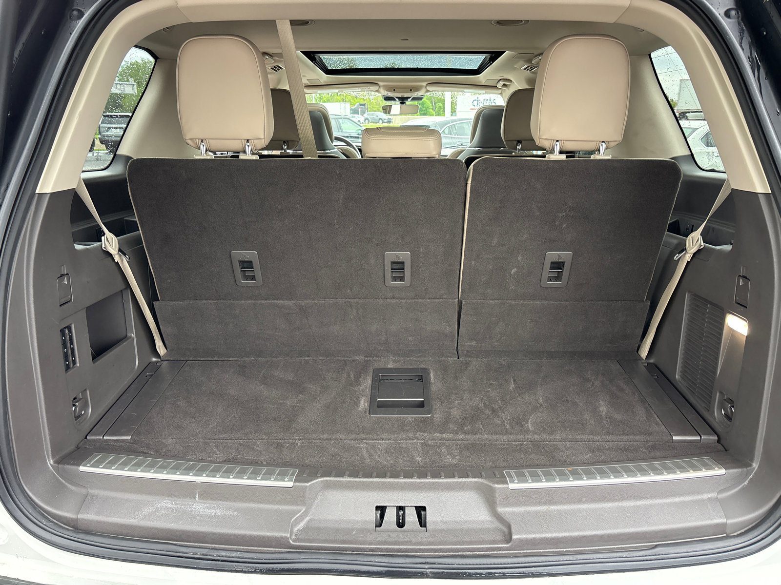 Certified 2023 Lincoln Navigator Reserve AWD/4WD image 9