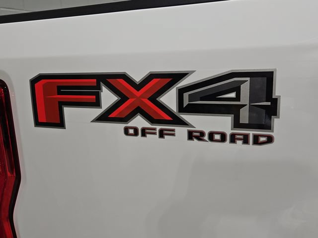 Certified 2020 Ford F250 XLT w/ FX4 Off-Road Package AWD/4WD image 39