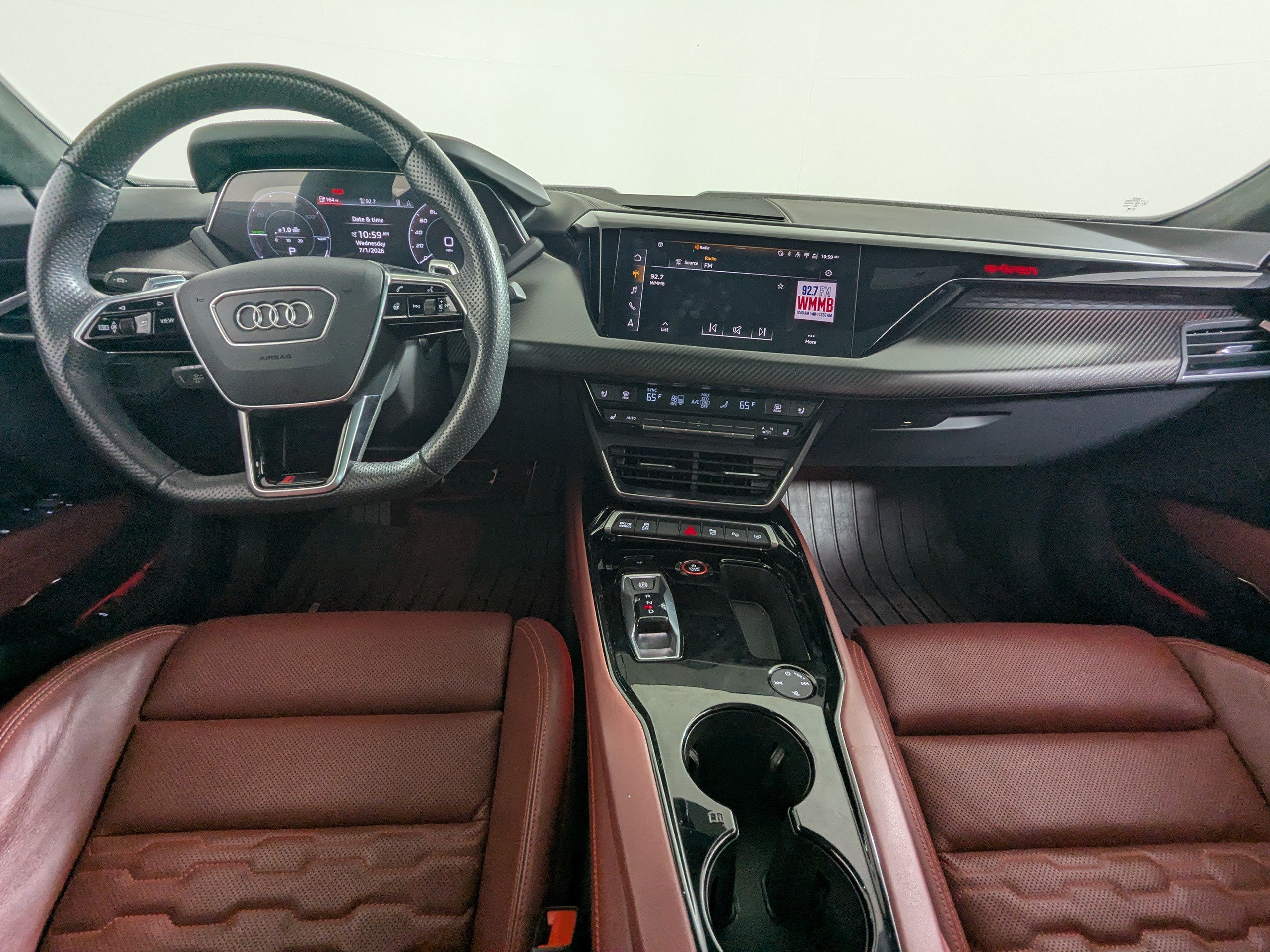Certified 2023 Audi RS e-tron GT w/ Carbon Performance Package AWD/4WD image 10