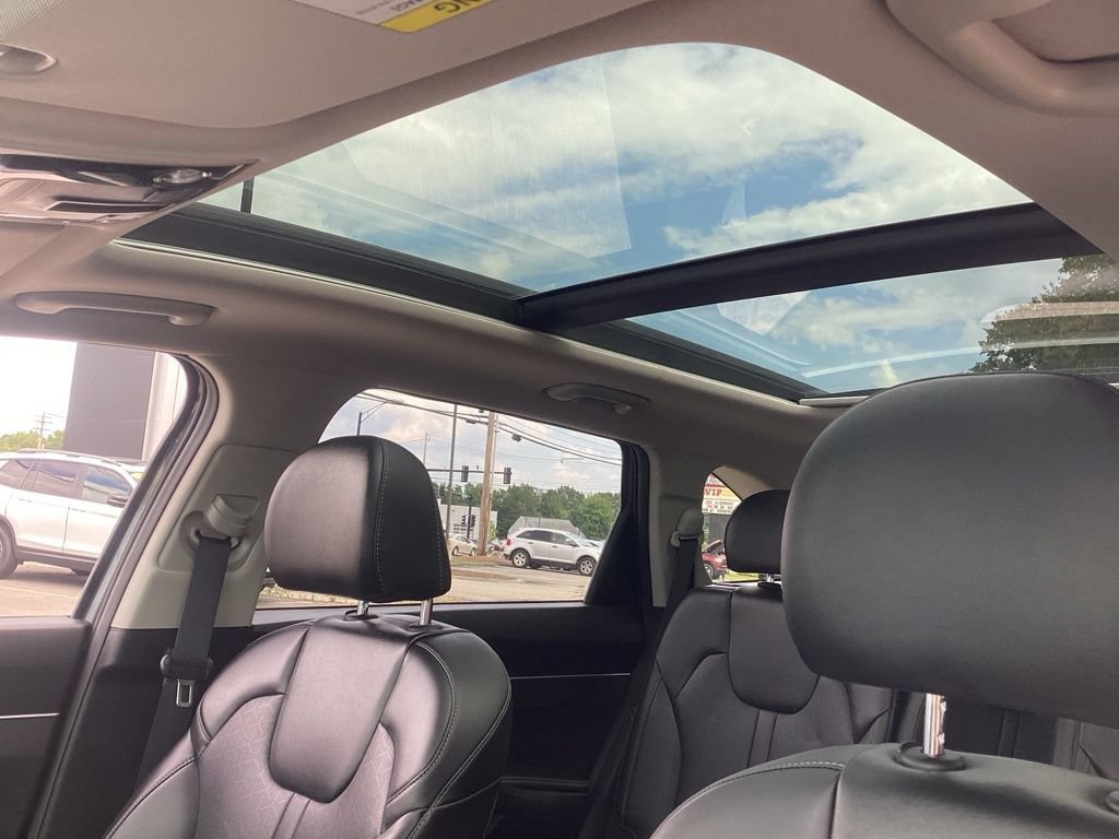 Certified 2023 Kia Sorento X-Line EX AWD/4WD image 17